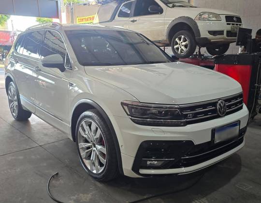 VOLKSWAGEN TIGUAN 2.0 350 TSI GASOLINA ALLSPACE R-LINE 4MOTION DSG